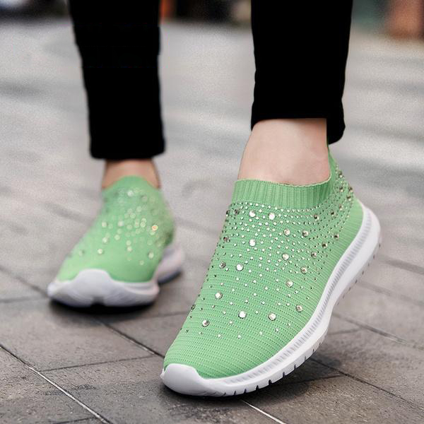 Modische und stützende orthopädische Schuhe
