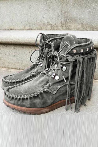 Modische und stützende orthopädische Stiefel