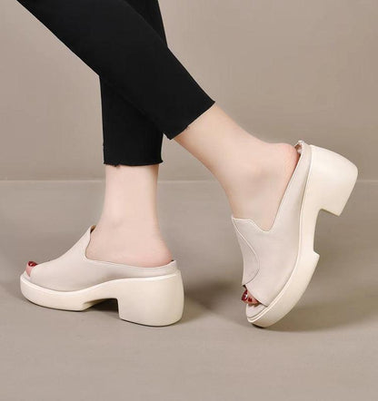 Unterstützende, modische orthopädische Sommerschuhe