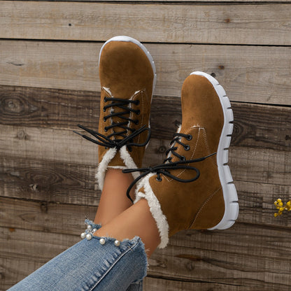 Modisches und stützendes orthopädisches Schuhwerk