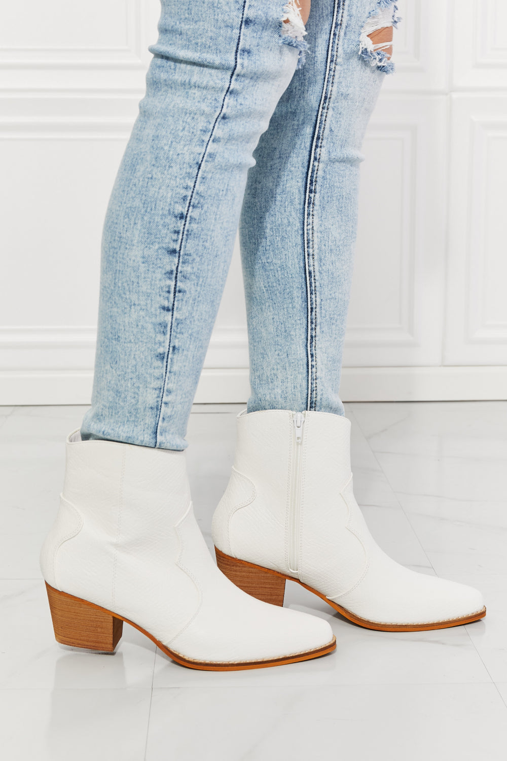Elegantes und stützendes orthopädisches Schuhwerk