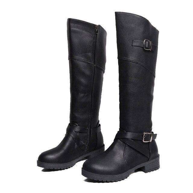 Bequeme und vielseitige orthopädische Stiefel