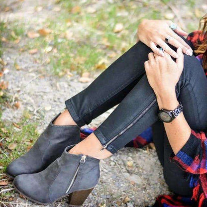 Unterstützende leichte orthopädische Stiefel