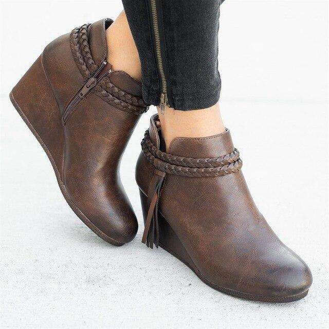 Unterstützende leichte orthopädische Stiefel