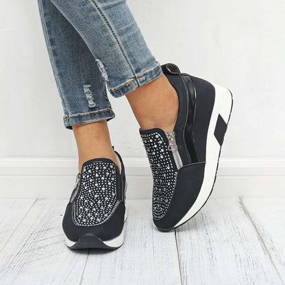 Elegante und detaillierte stützende Sneakers