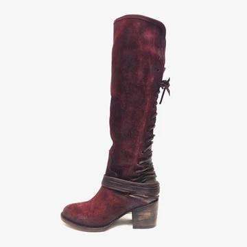 Hochwertige orthopädische Stiefel