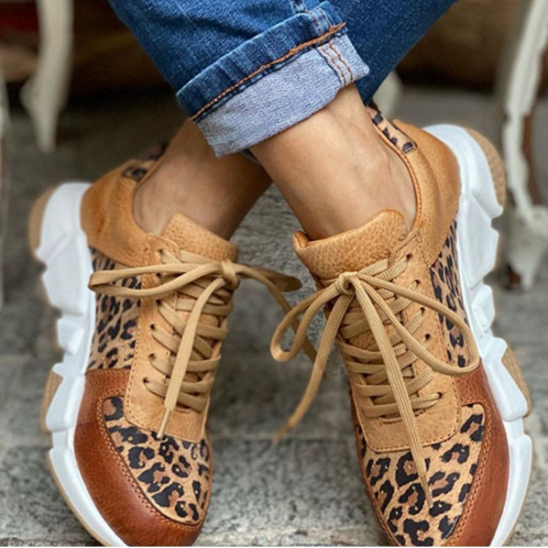 Hochwertige orthopädische Sneakers
