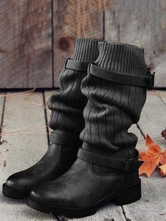 Stützende und trendige orthopädische Stiefel