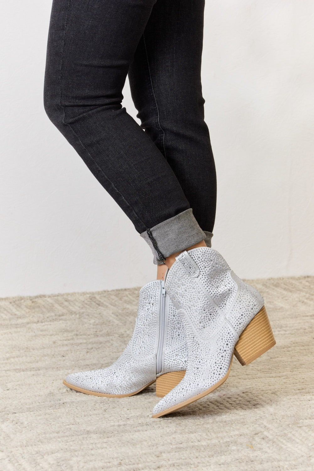 Langlebige und stützende orthopädische Stiefel