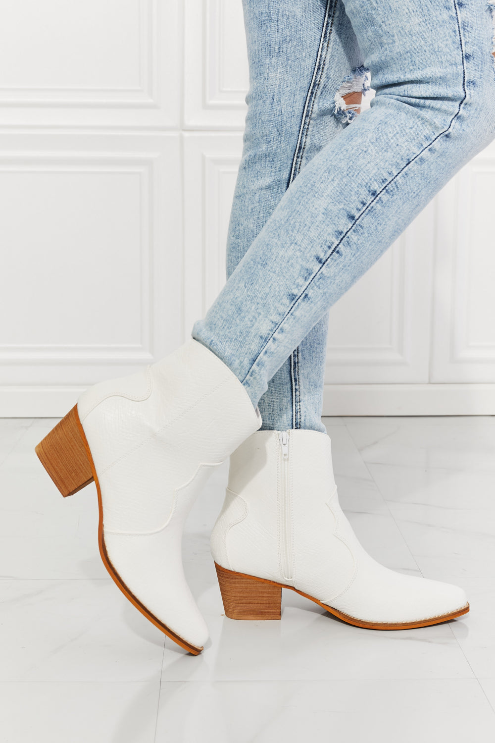 Elegantes und stützendes orthopädisches Schuhwerk