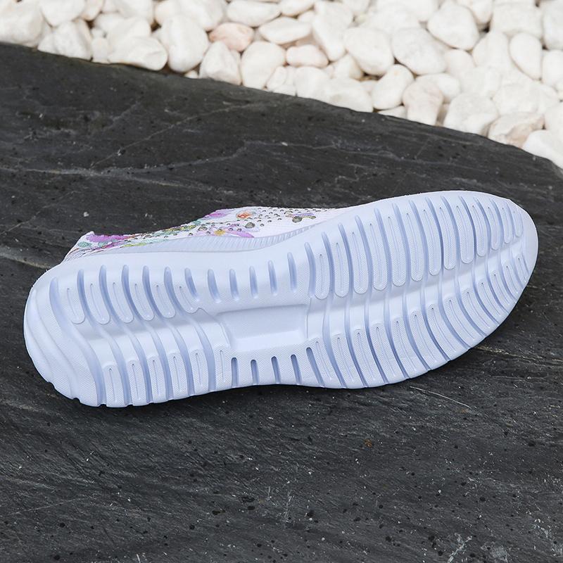 Maßgeschneiderte und bequeme orthopädische Schuhe