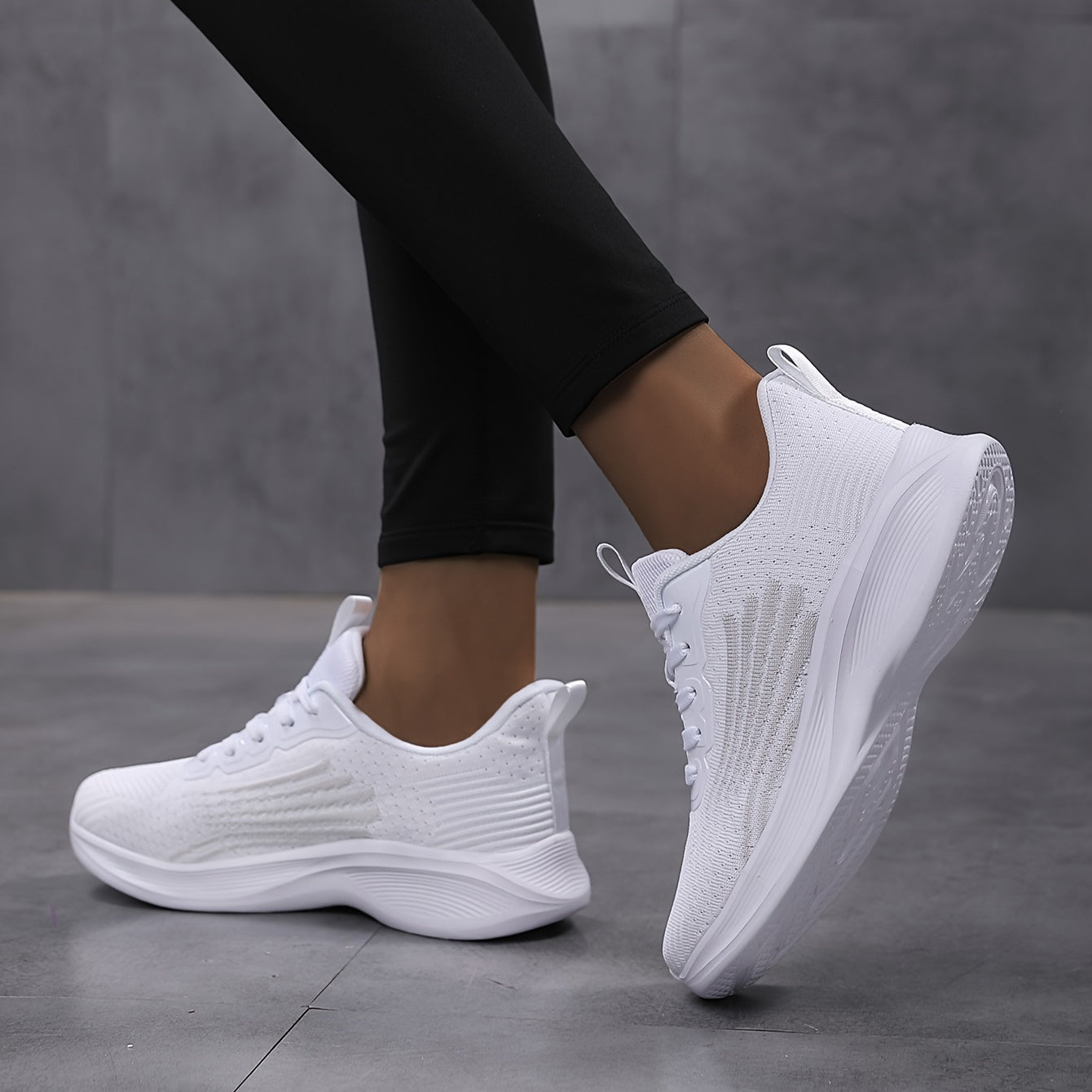 Stützende und modische orthopädische Schuhe