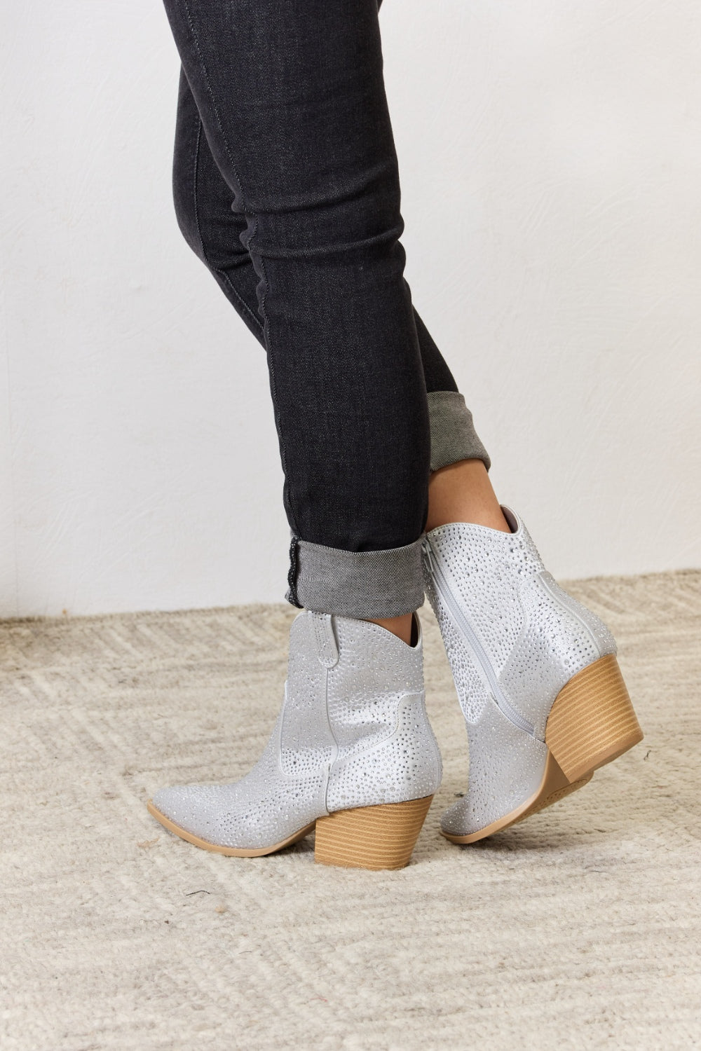 Langlebige und stützende orthopädische Stiefel
