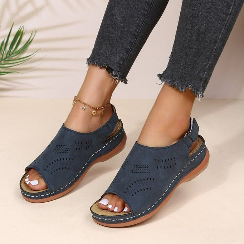 Lässige und atmungsaktive orthopädische Sandalen
