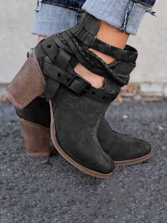 Bequeme und modische orthopädische Schuhe