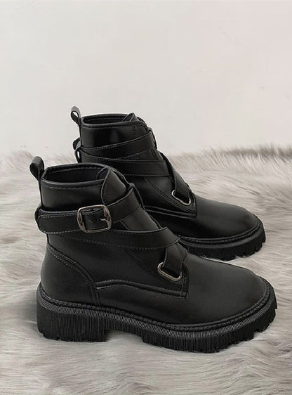 Modische und stützende orthopädische Schuhe