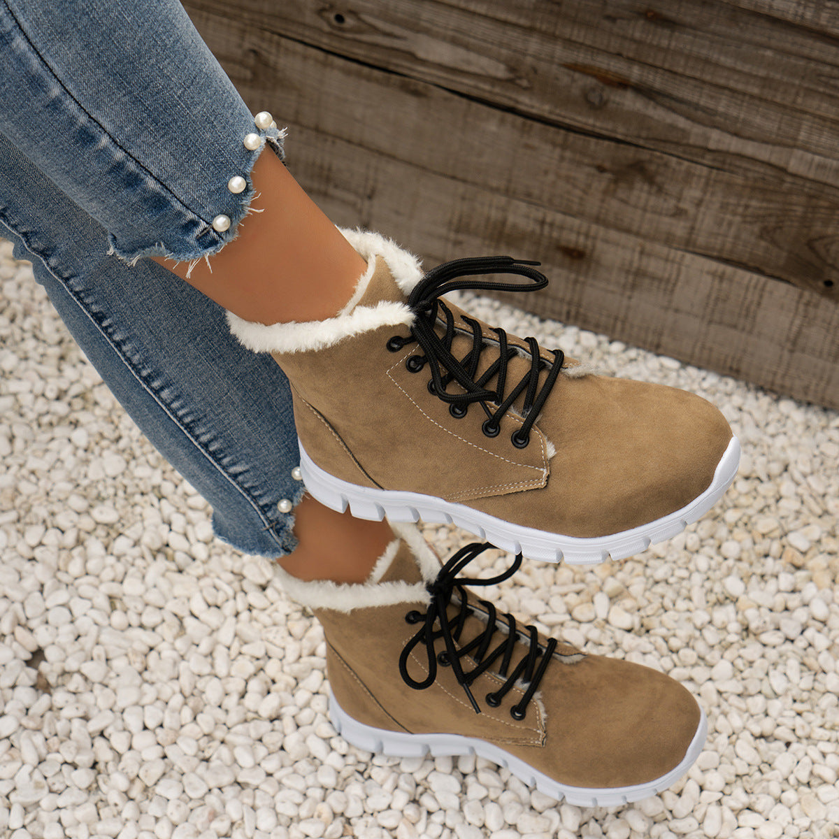 Modisches und stützendes orthopädisches Schuhwerk
