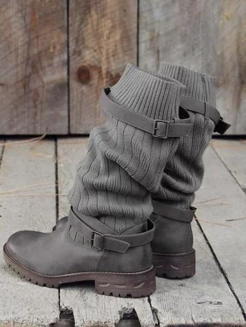 Stützende und trendige orthopädische Stiefel