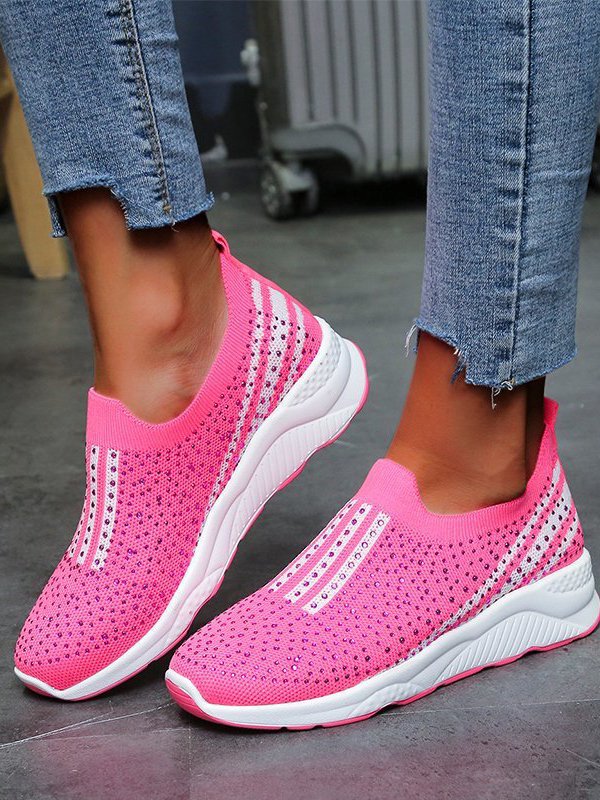 Trendige und stützende orthopädische Sneakers