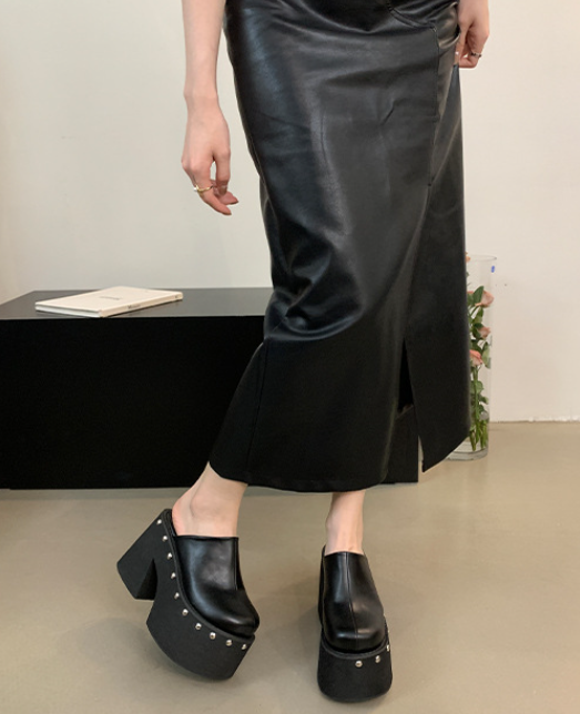 Bequeme und haltbare orthopädische Sommersandalen