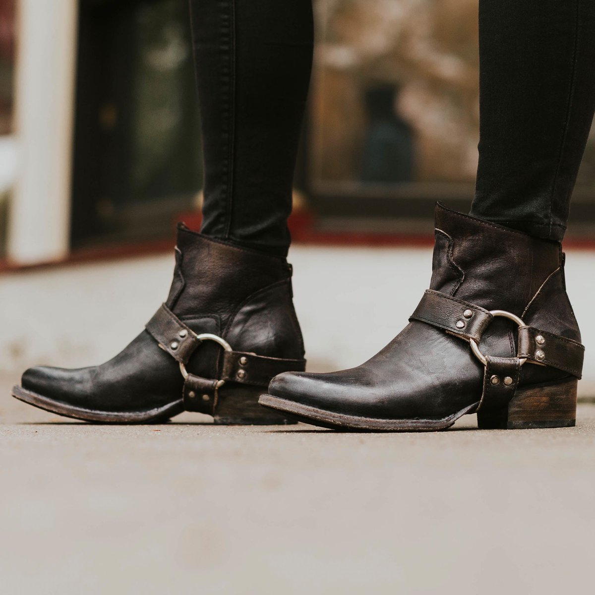 Unterstützende orthopädische Schuhe