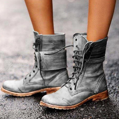 Stützende und modische orthopädische Stiefel