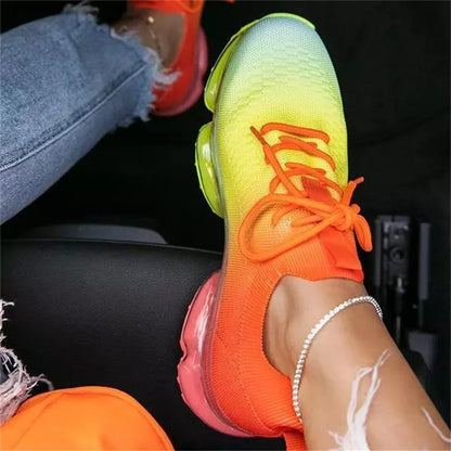 Zeitlose und stützende orthopädische Schuhe