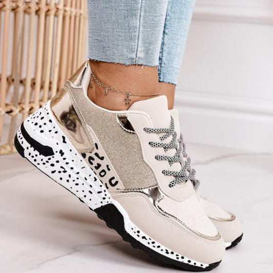 Bequeme und modische orthopädische Schuhe