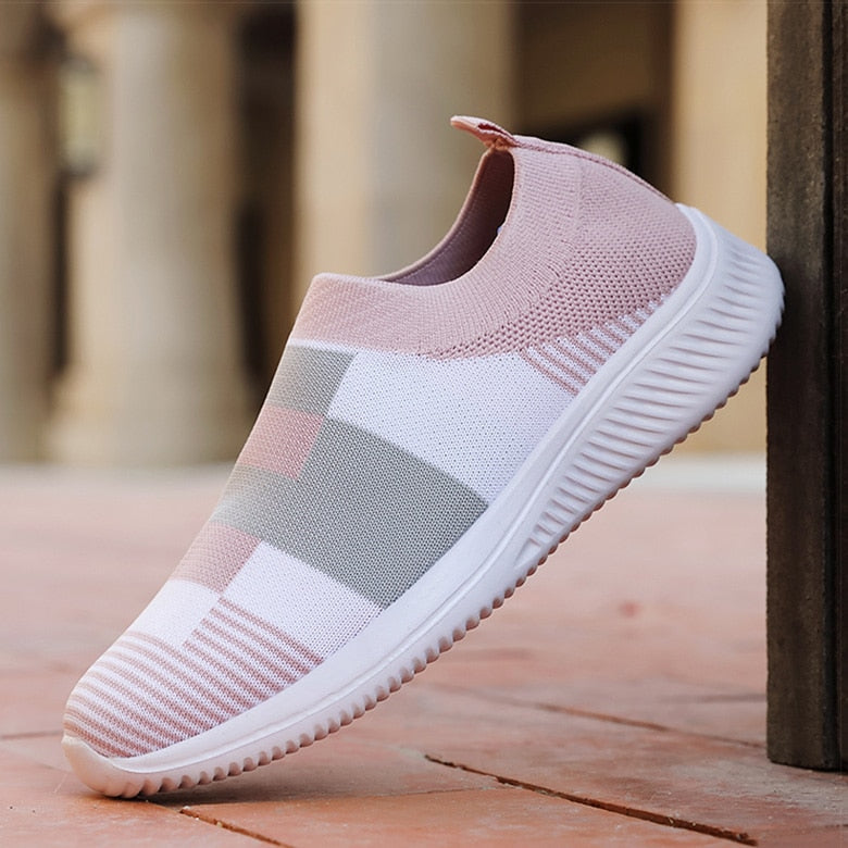Moderne und stützende orthopädische Schuhe
