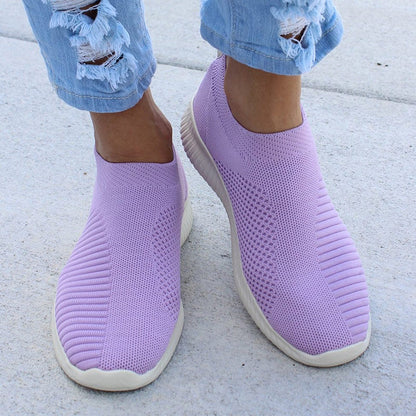 Modische und stützende orthopädische Schuhe