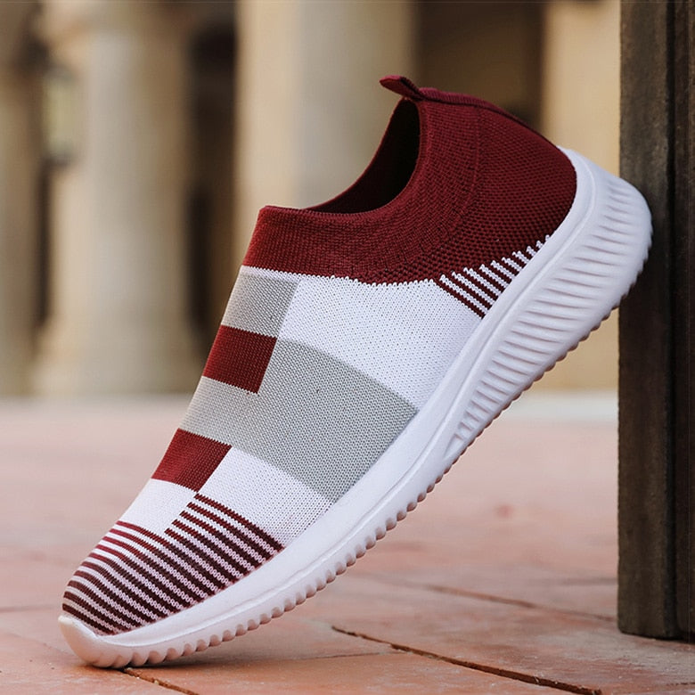 Moderne und stützende orthopädische Schuhe