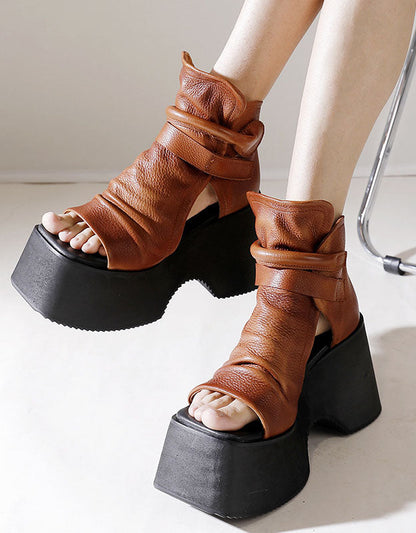 Unterstützende orthopädische Sommersandalen
