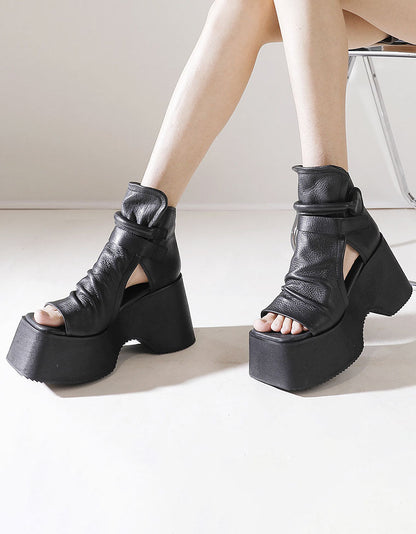 Unterstützende orthopädische Sommersandalen