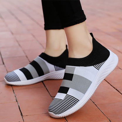 Moderne und stützende orthopädische Schuhe