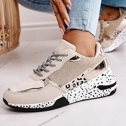 Elegante und detaillierte Stützschuhe