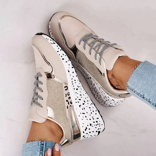 Elegante und detaillierte Stützschuhe