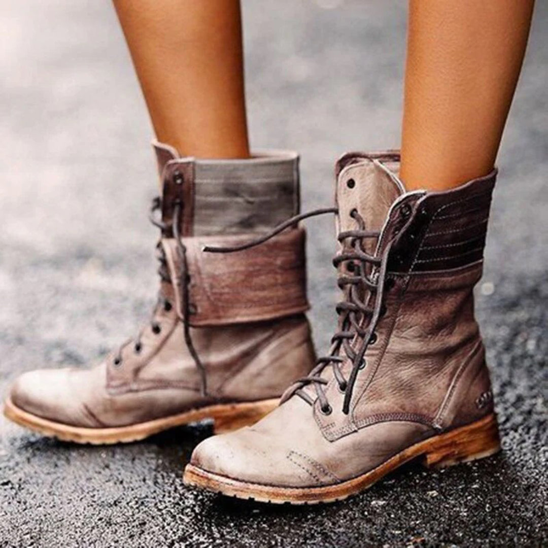 Stützende und modische orthopädische Stiefel