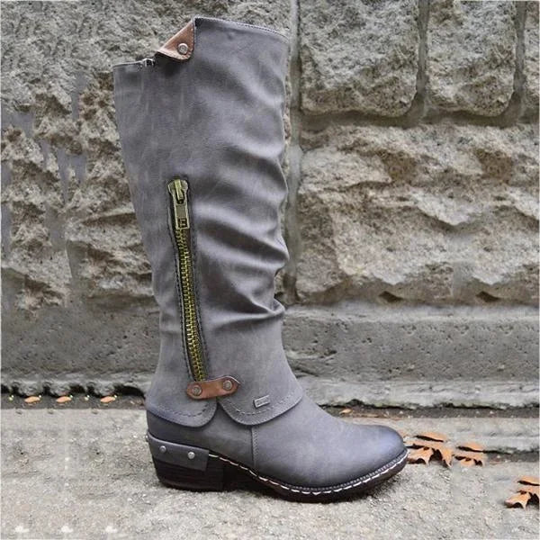 Strapazierfähige orthopädische Stiefel