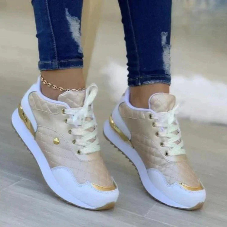 Moderne und stützende orthopädische Schuhe
