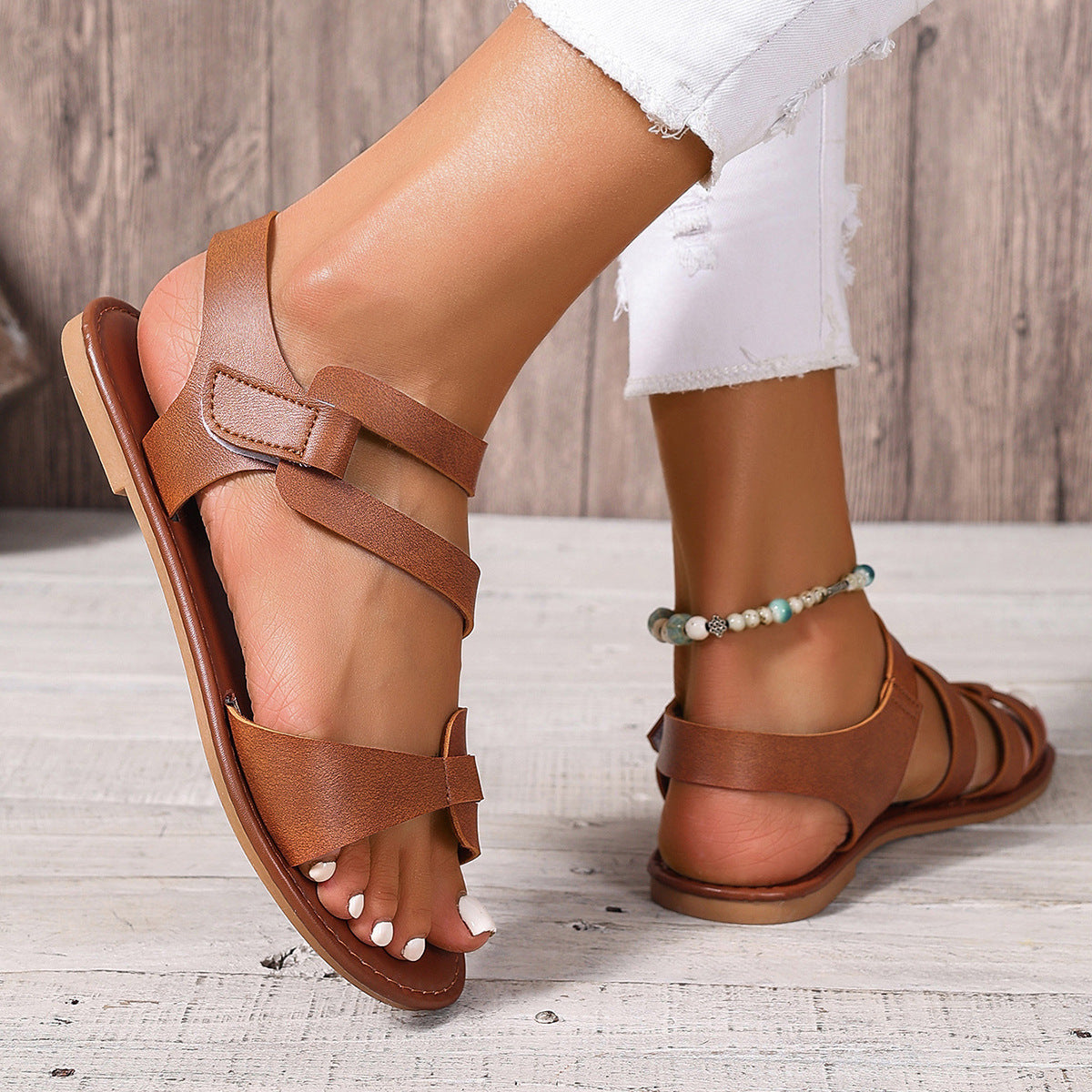 Bequeme und haltbare orthopädische Sommersandalen