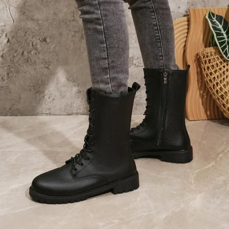 Modische und stützende orthopädische Schuhe