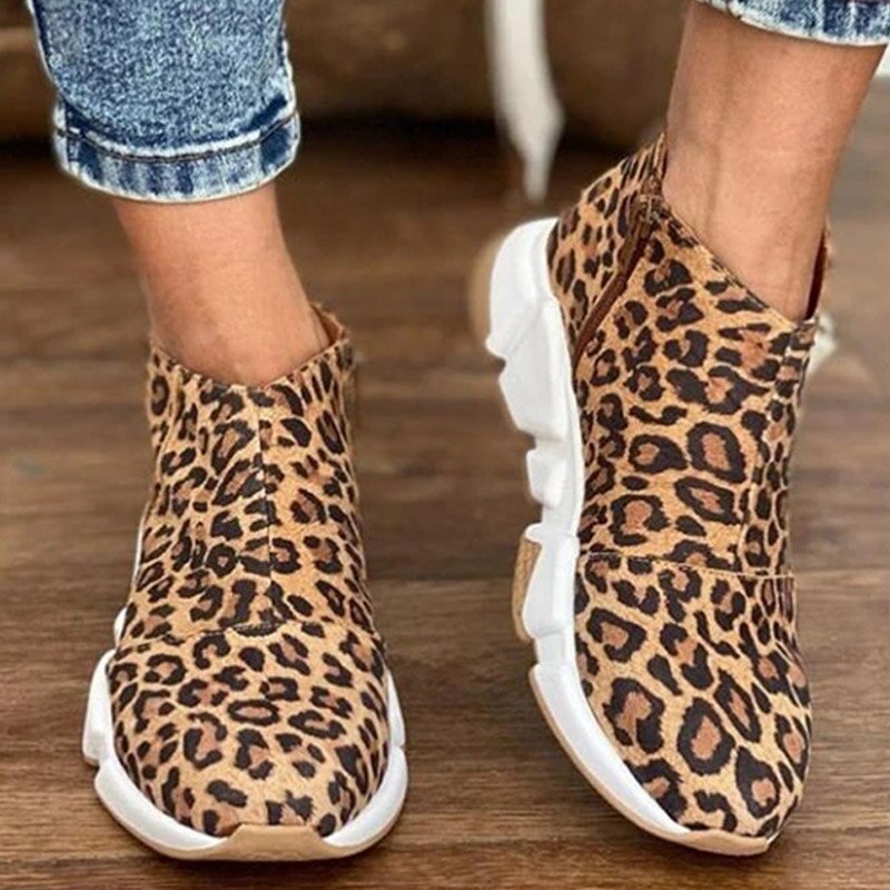 Bequeme und vielseitige orthopädische Schuhe
