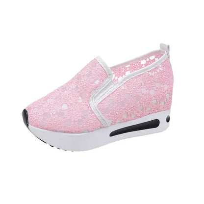 Trendige und leichte orthopädische Schuhe