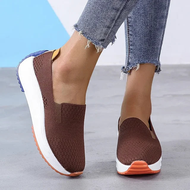 Stützende und leichte orthopädische Schuhe