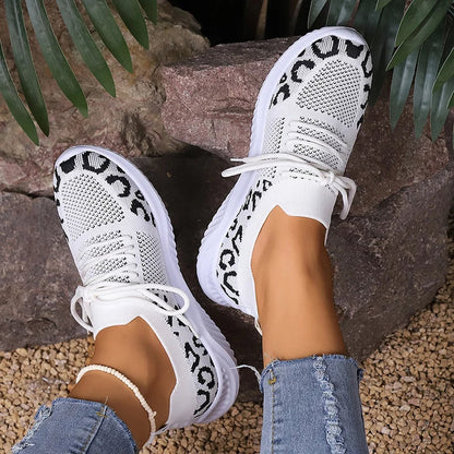 Modische, unterstützende orthopädische Sneakers