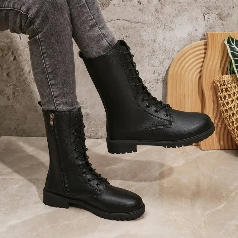 Modische und stützende orthopädische Schuhe