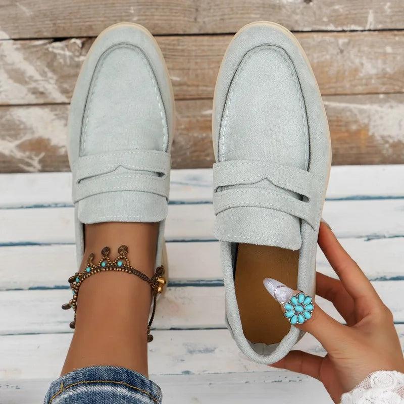Elegante und detaillierte stützende Loafers