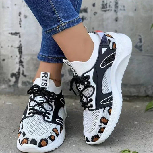 Stützende und modische orthopädische Sneakers