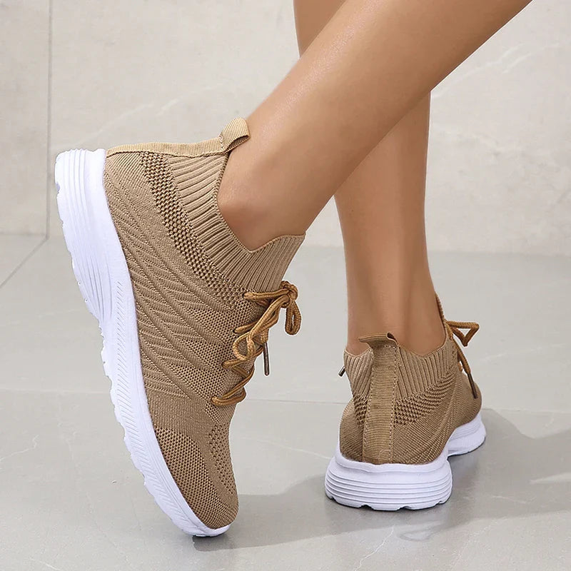 Stützende und modische orthopädische Schuhe