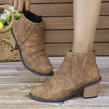 Stützende und modische orthopädische Stiefel